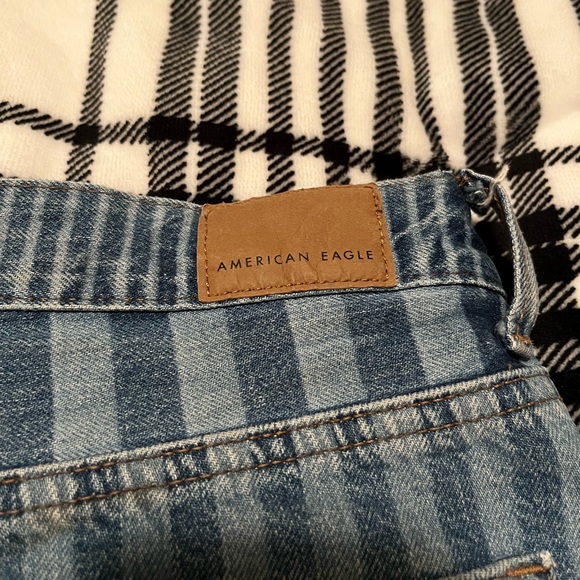 American Eagle Striped Denim Short Shorts - Picture 3 of 4